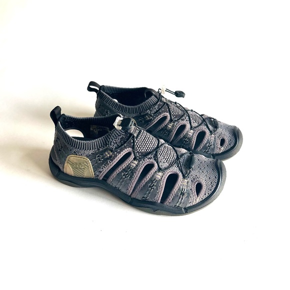Keen Grey Black Textile Black Rubber Outsole Sneakers Sandals size 8. - Picture 1 of 14